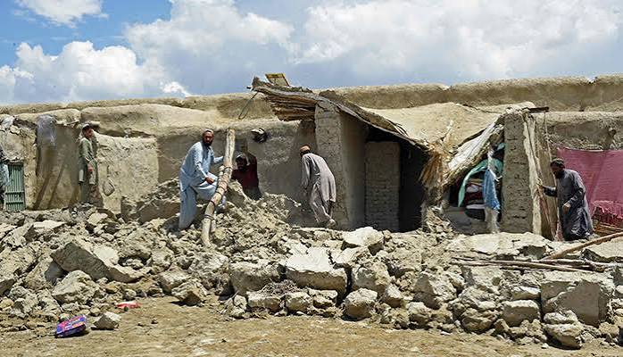 ژوب بارش کے دوران مکانات گرنے سے 3 افراد جاں بحق 4 زخمی